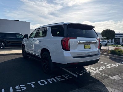 2022 GMC Yukon SLT