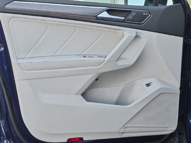 2022 Volkswagen Tiguan 2.0T SEL R-Line