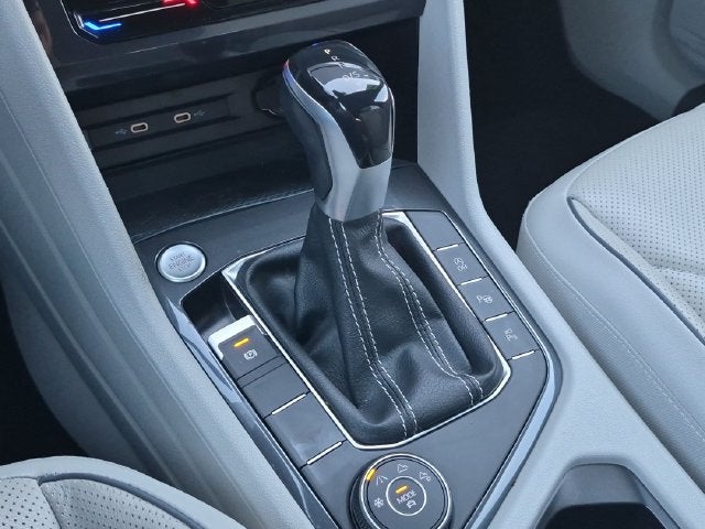 2022 Volkswagen Tiguan 2.0T SEL R-Line