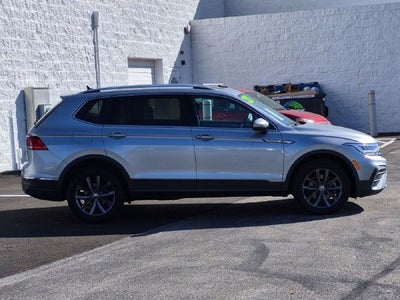 2023 Volkswagen Tiguan 2.0T SE
