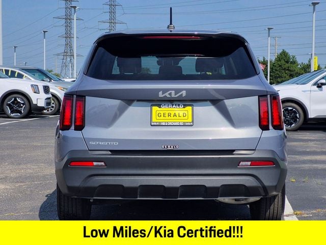 2023 Kia Sorento LX