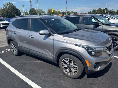 2022 Kia Seltos EX