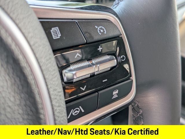 2023 Kia Carnival SX
