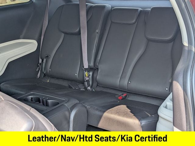 2023 Kia Carnival SX