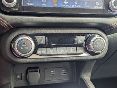 2024 Nissan Versa 1.6 SR