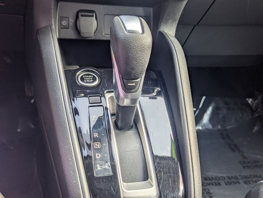 2024 Nissan Versa 1.6 SR