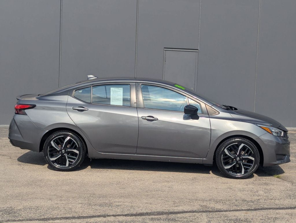 2024 Nissan Versa 1.6 SR