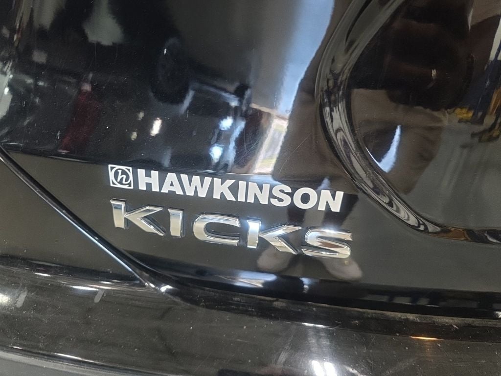 2023 Nissan Kicks SR