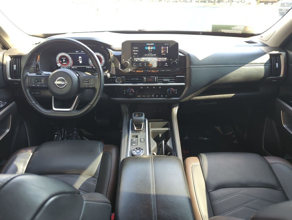 2024 Nissan Pathfinder Platinum