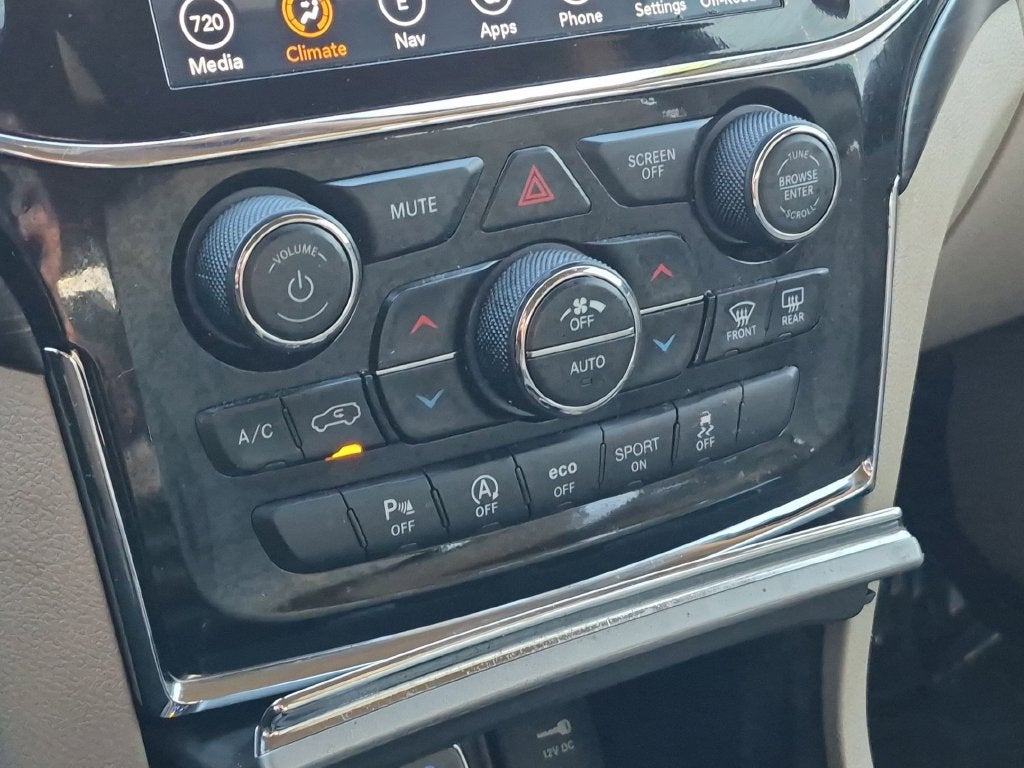 2022 Jeep Grand Cherokee WK Laredo E