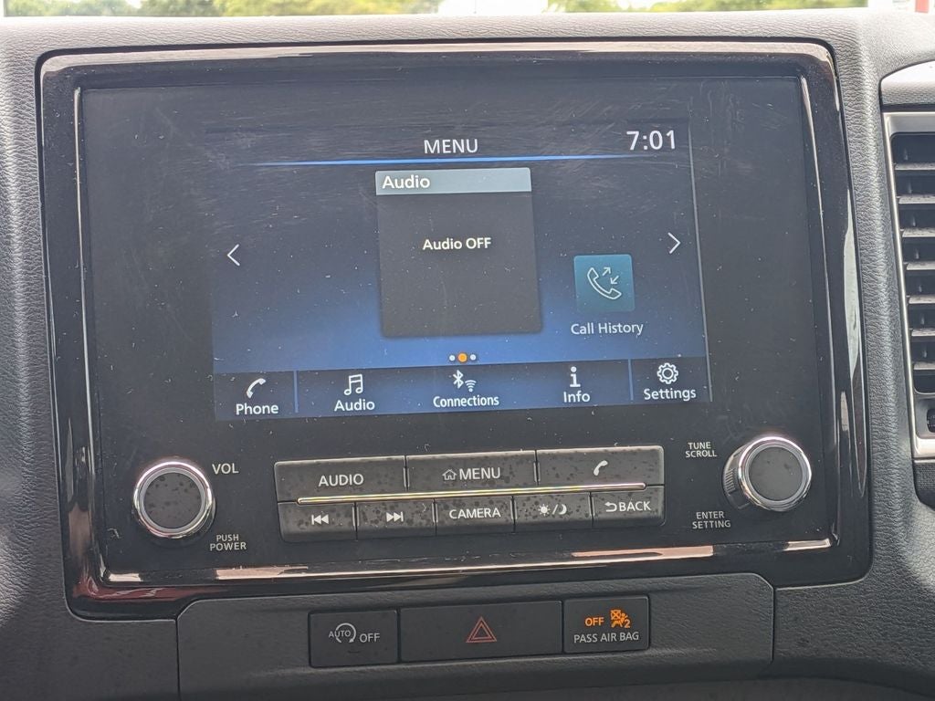 2024 Nissan Frontier SV