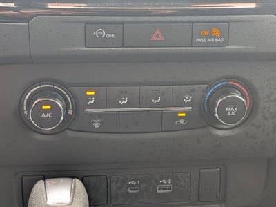 2024 Nissan Frontier SV