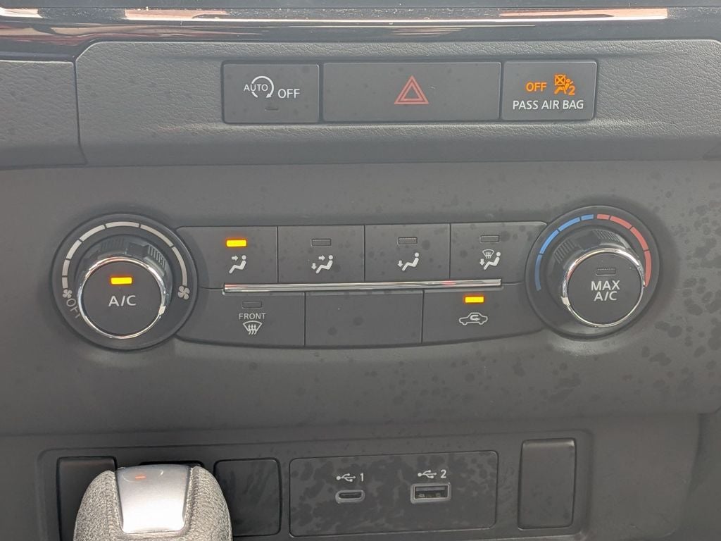 2024 Nissan Frontier SV