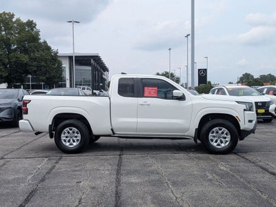2024 Nissan Frontier SV
