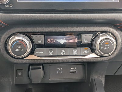 2025 Nissan Versa 1.6 SR