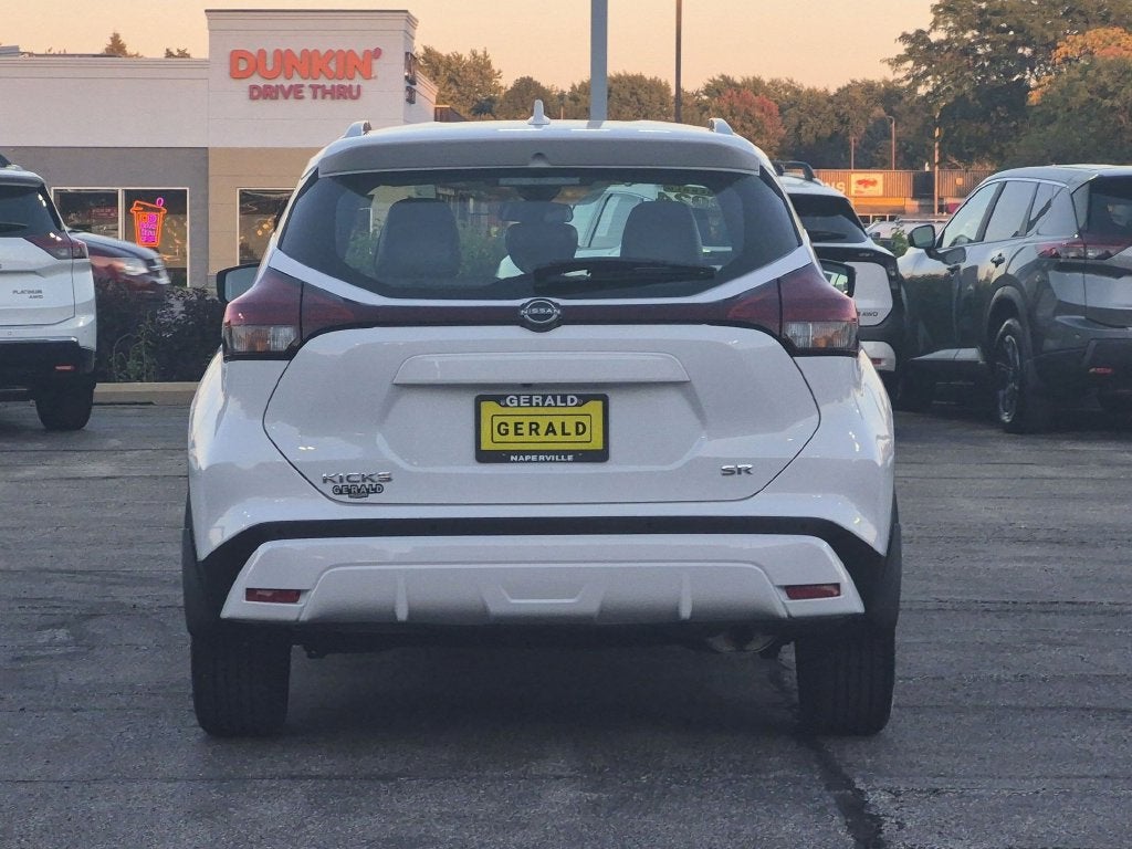 2024 Nissan Kicks SR