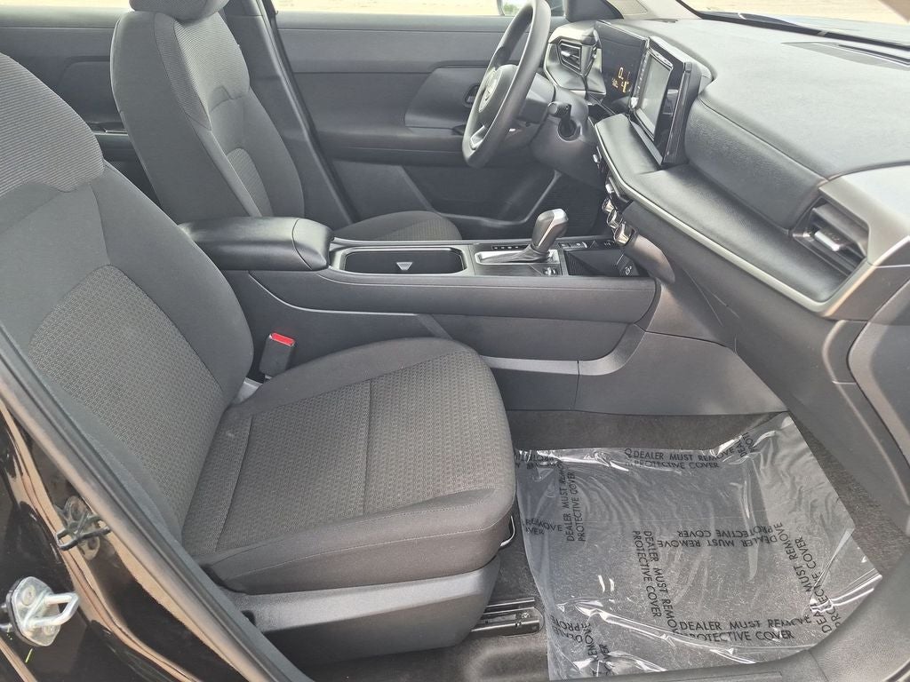 2025 Nissan Kicks S