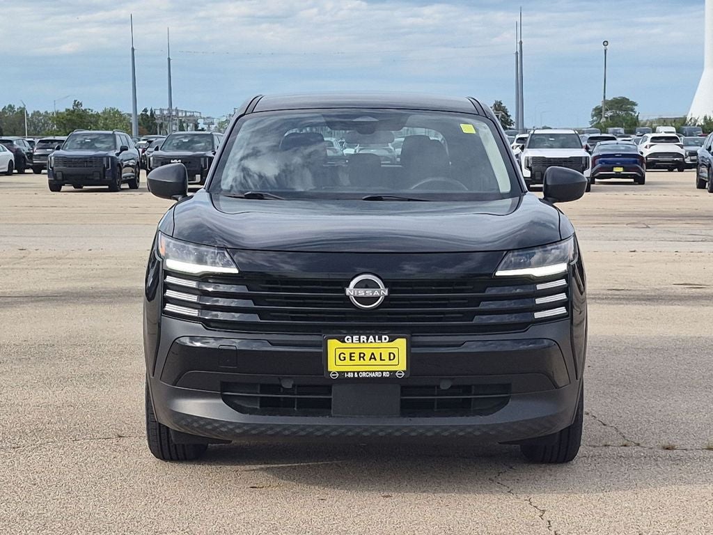 2025 Nissan Kicks S