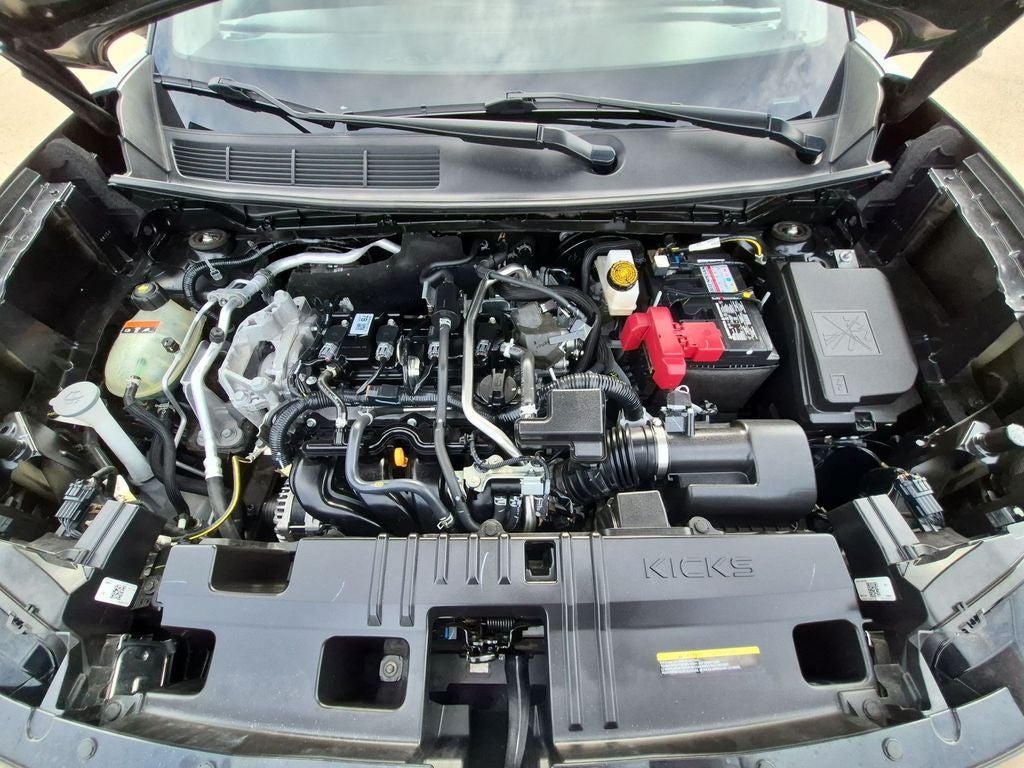 2025 Nissan Kicks S
