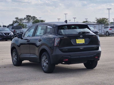 2025 Nissan Kicks S