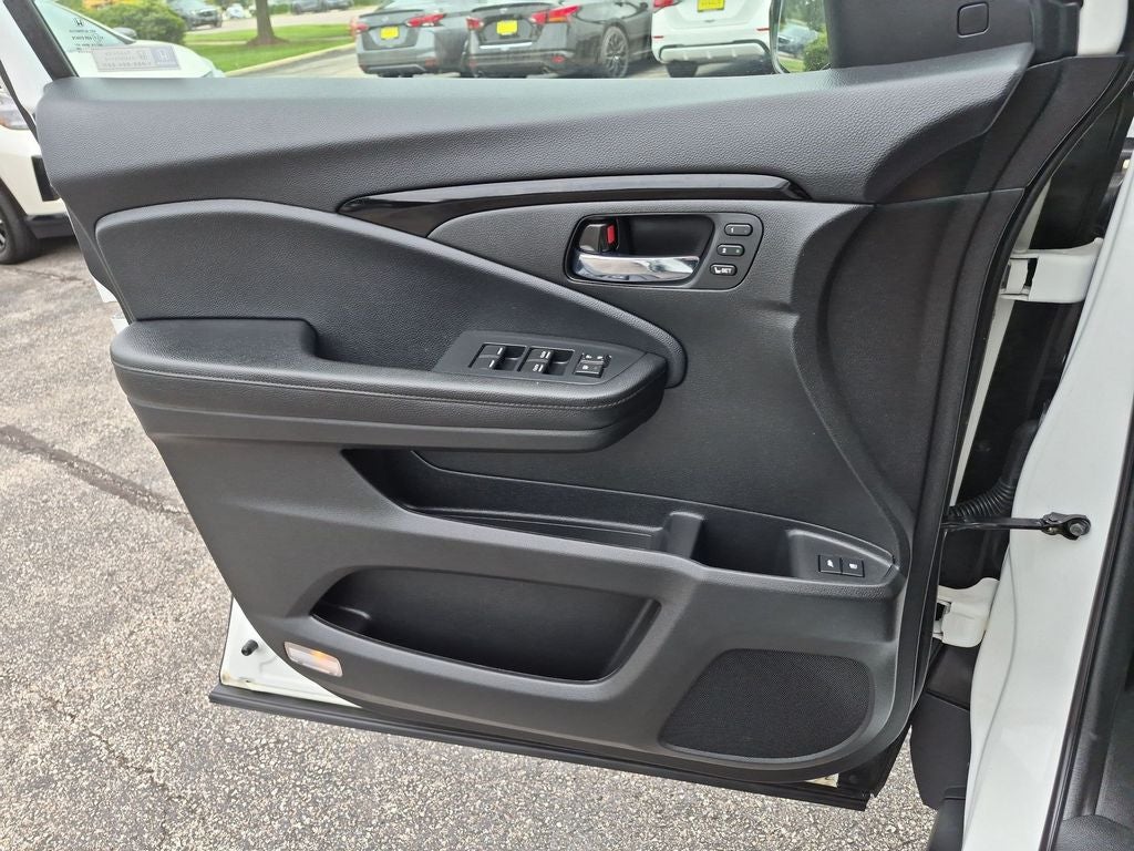 2022 Honda Pilot Touring 8 Passenger