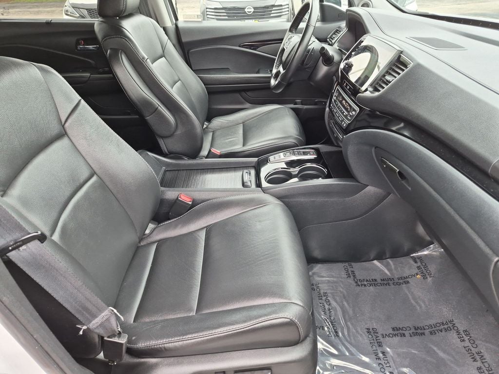 2022 Honda Pilot Touring 8 Passenger