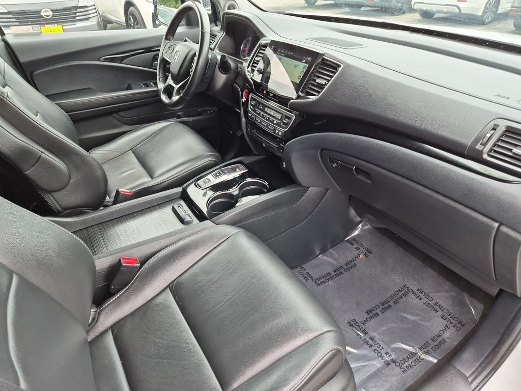 2022 Honda Pilot Touring 8 Passenger