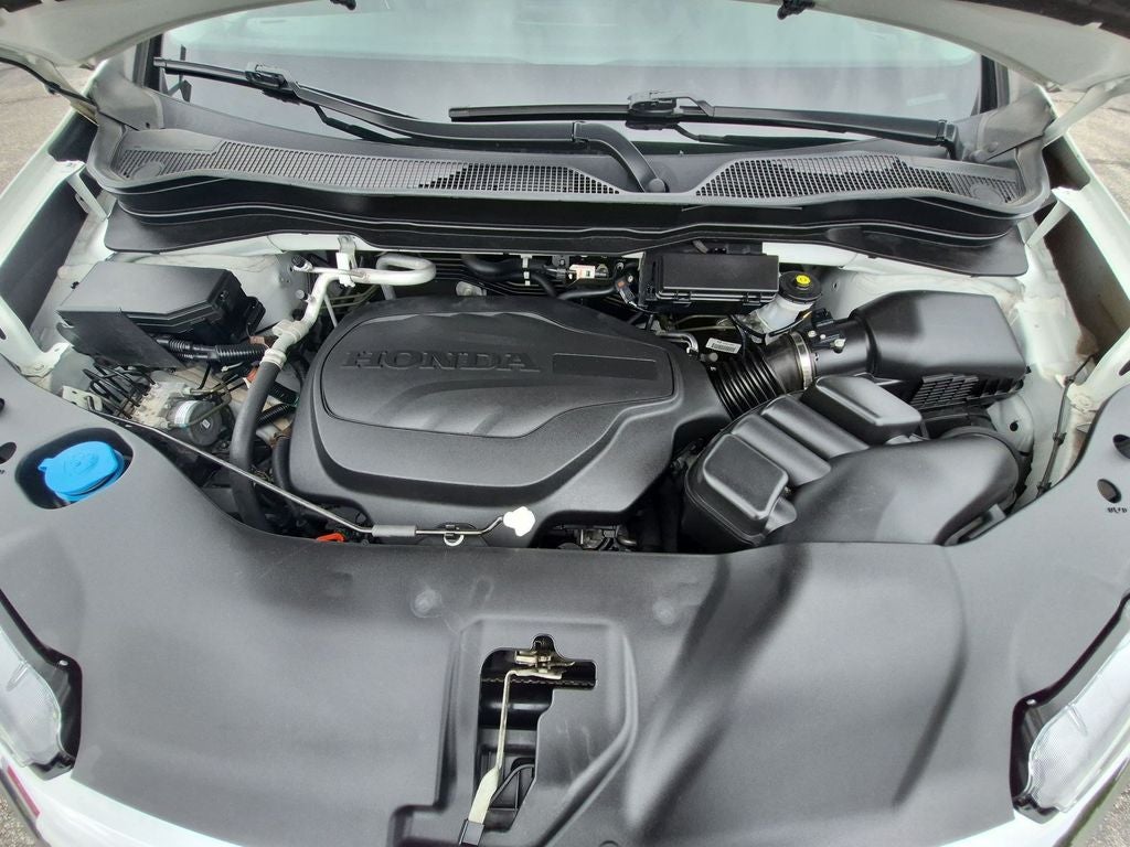 2022 Honda Pilot Touring 8 Passenger