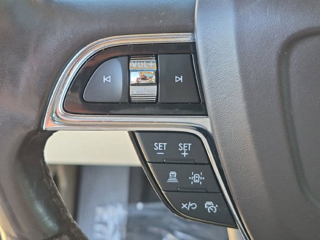 2022 Lincoln Navigator Black Label