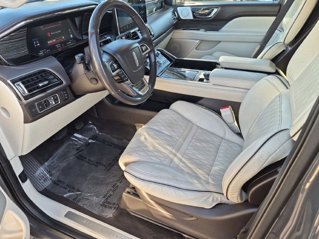 2022 Lincoln Navigator Black Label
