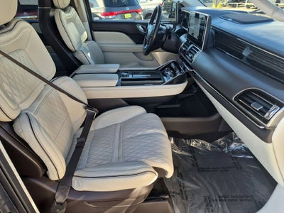 2022 Lincoln Navigator Black Label