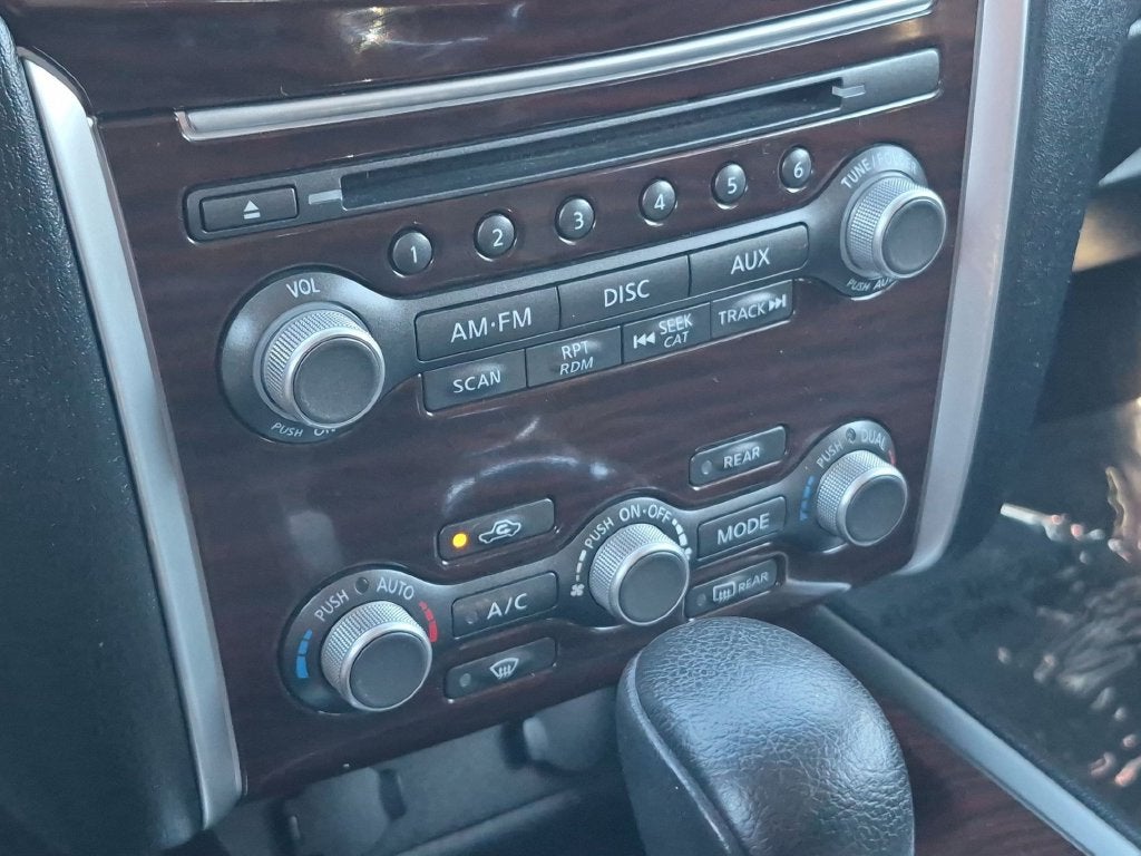 2015 Nissan Pathfinder SL
