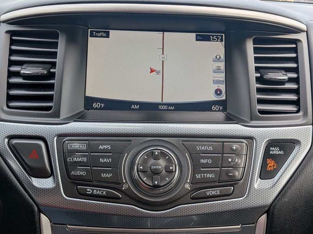 2017 Nissan Pathfinder SL