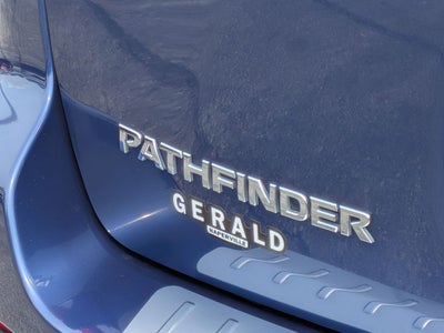 2017 Nissan Pathfinder SL
