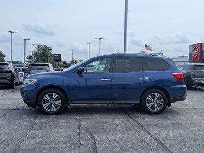 2017 Nissan Pathfinder SL