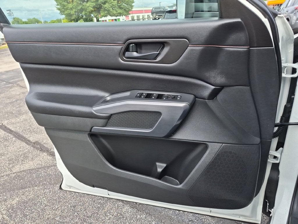 2024 Nissan Pathfinder Rock Creek