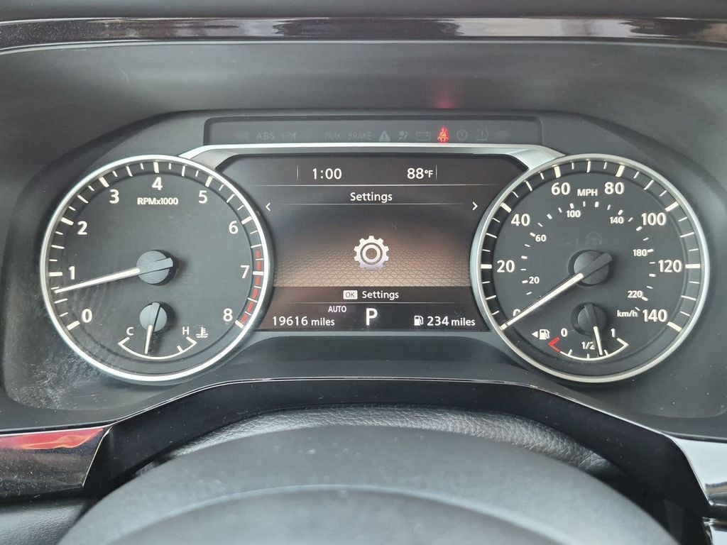 2024 Nissan Pathfinder SL