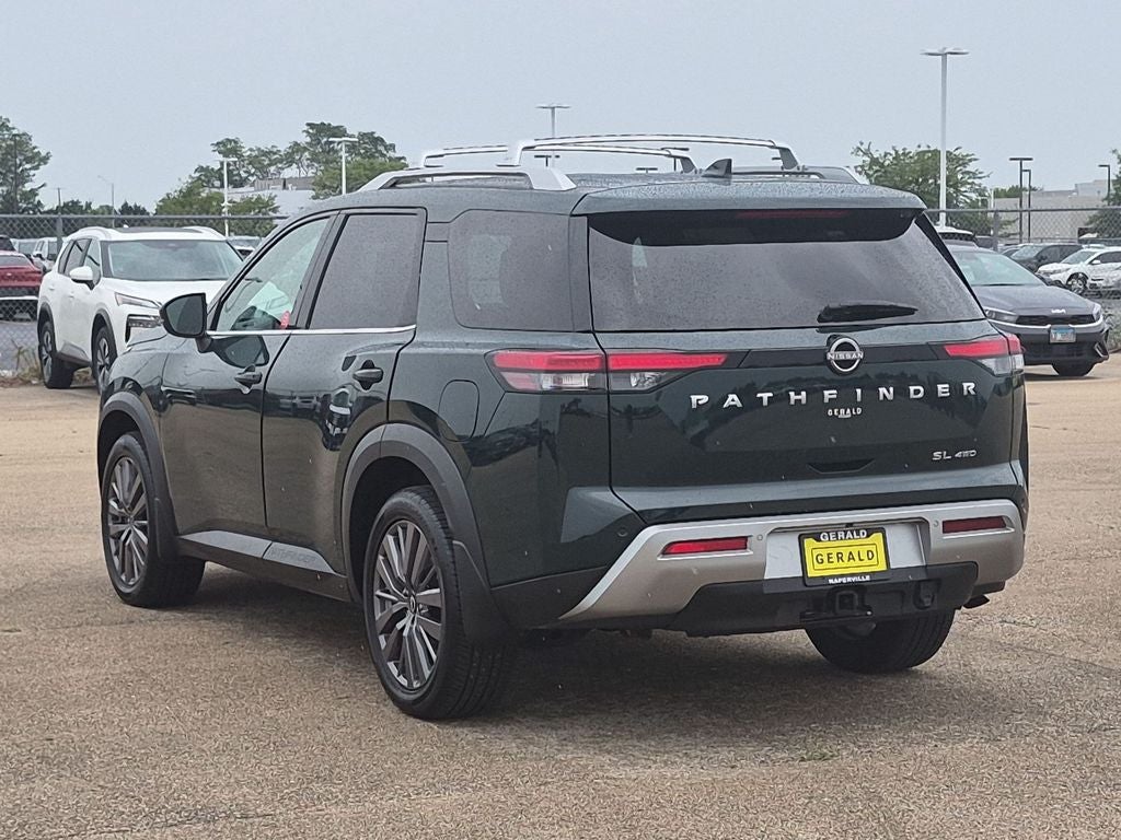2024 Nissan Pathfinder SL