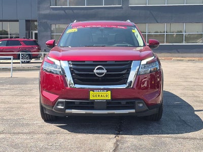 2022 Nissan Pathfinder Platinum