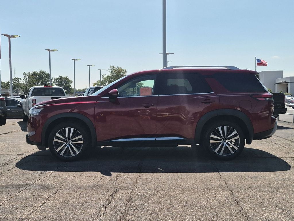 2022 Nissan Pathfinder Platinum