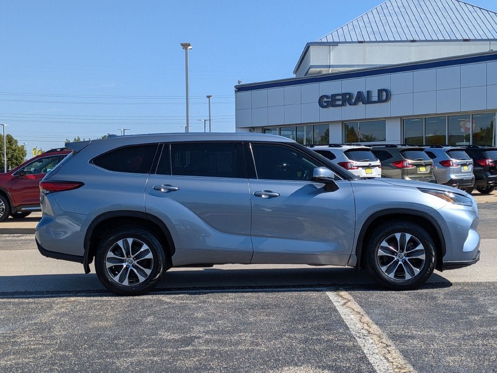 2021 Toyota Highlander XLE
