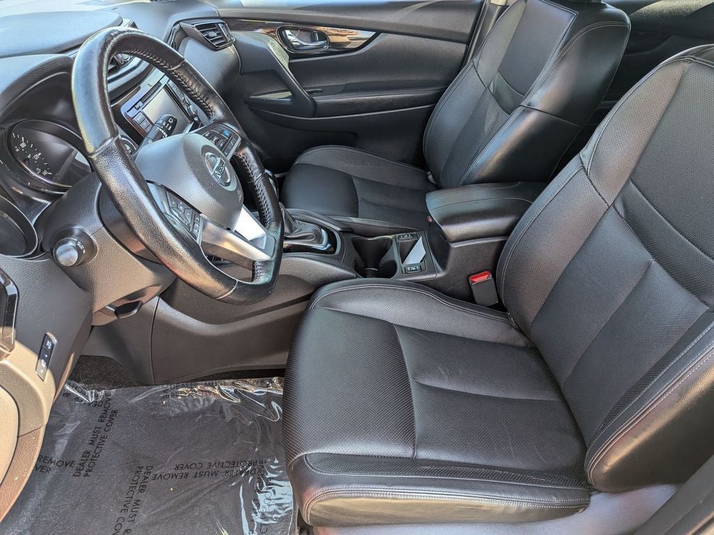 2022 Nissan Rogue Sport SL