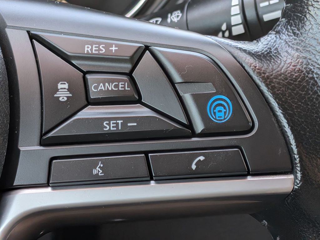 2022 Nissan Rogue Sport SL