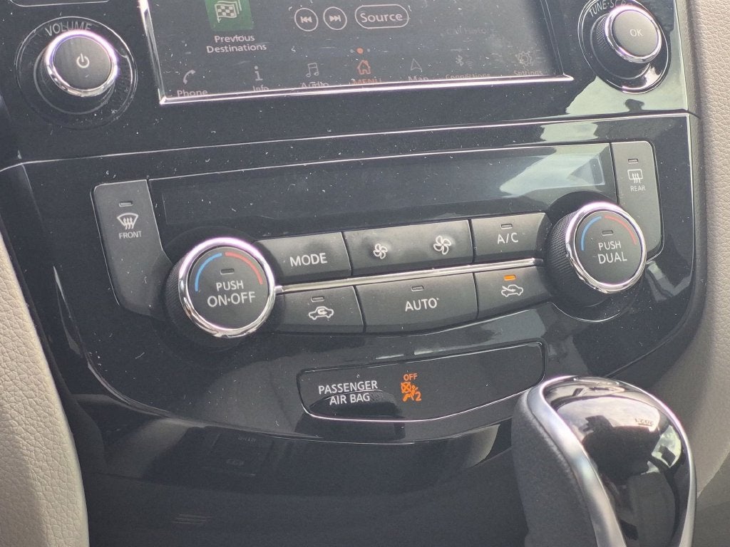 2021 Nissan Rogue Sport SL