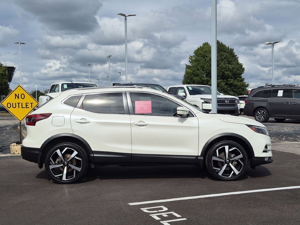2021 Nissan Rogue Sport SL