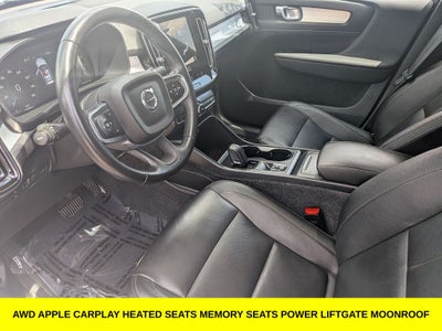 2021 Volvo XC40 Momentum