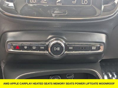 2021 Volvo XC40 Momentum