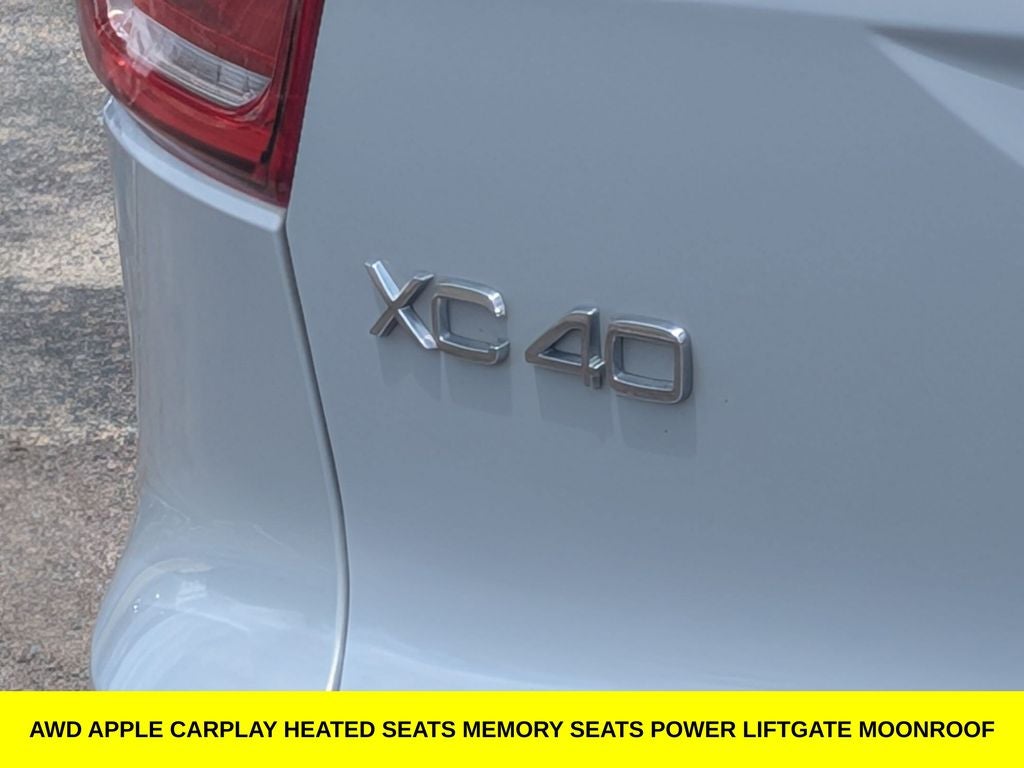 2021 Volvo XC40 Momentum