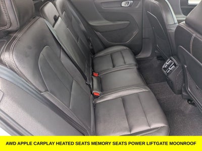 2021 Volvo XC40 Momentum