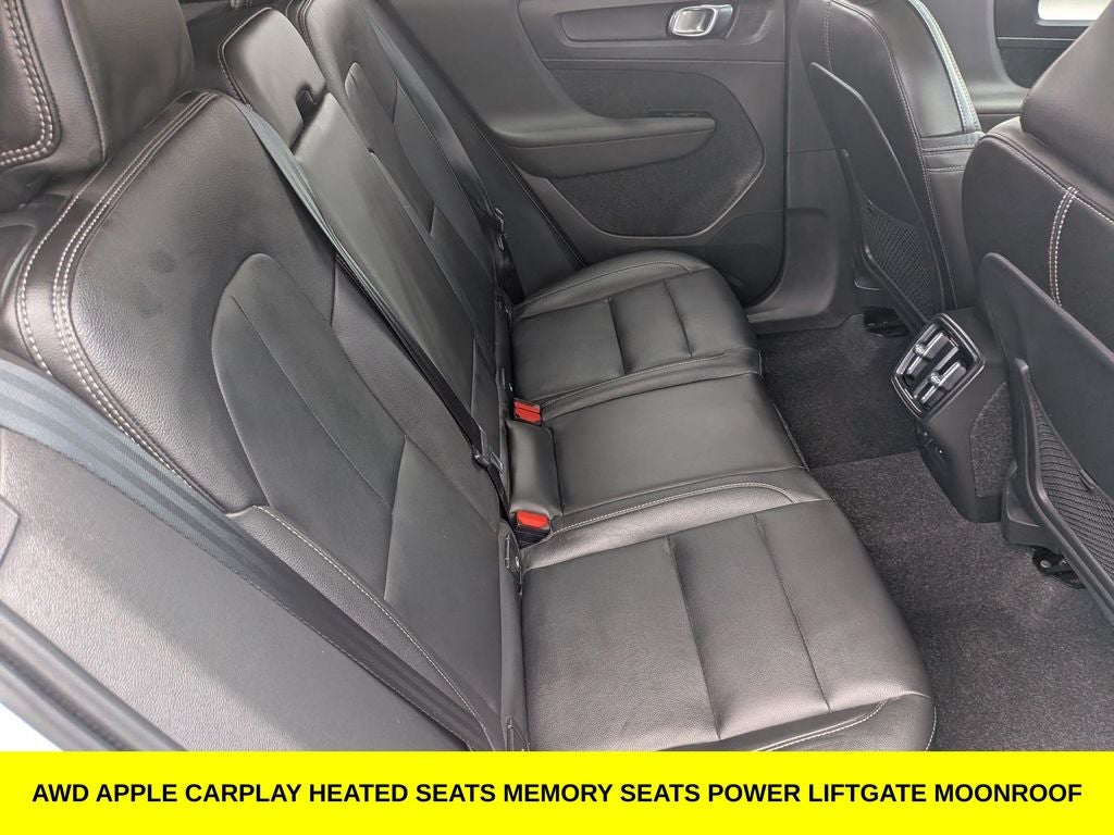 2021 Volvo XC40 Momentum